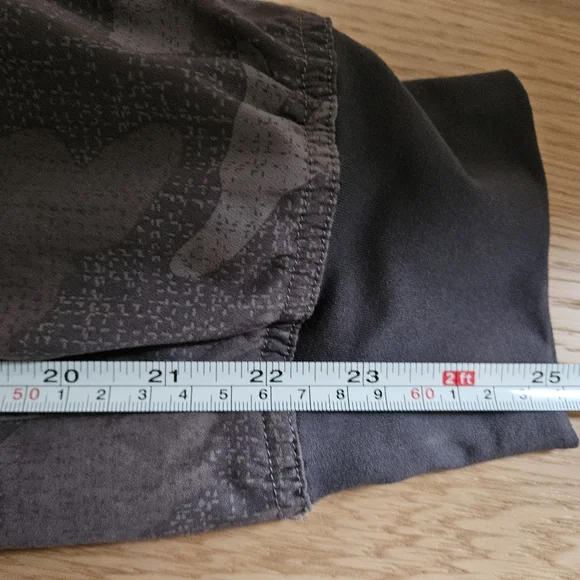 prAna Sky Canyon Jogger Pants Women’s 8 Gray Camo Zip Pockets Hiking - Picture 12 of 16